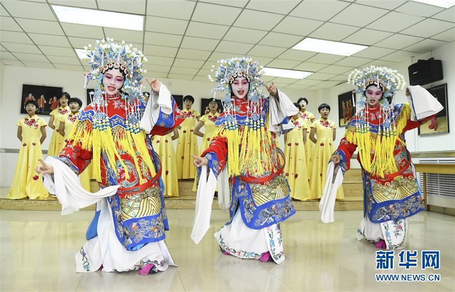 （新華全媒頭條&middot;圖文互動）（18）文明之光照亮復興之路&mdash;&mdash;以習近平同志為核心的黨中央關(guān)心文化和自然遺產(chǎn)保護工作紀實