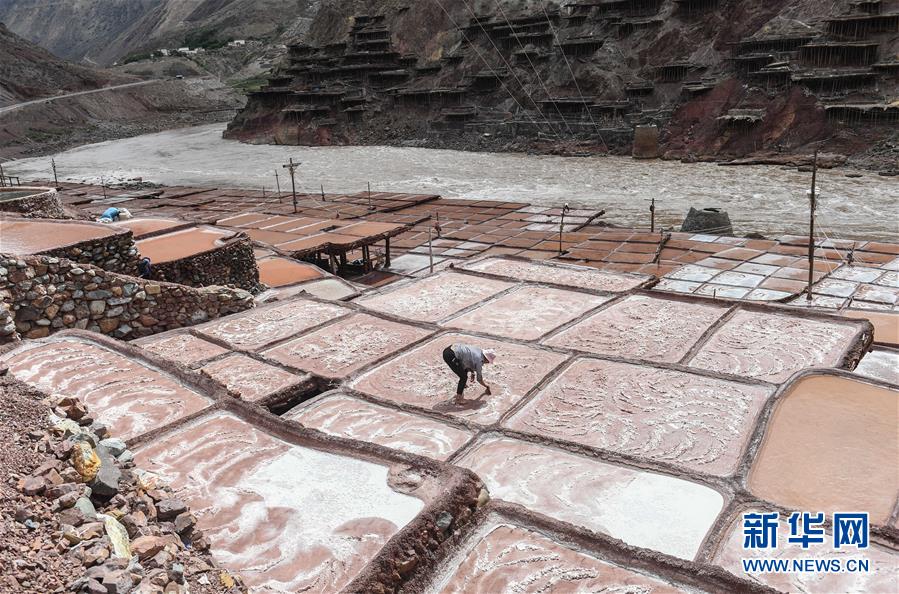 （圖文互動）（6）大地的饋贈 風和陽光的作品&mdash;&mdash;西藏芒康鹽田的前世今生