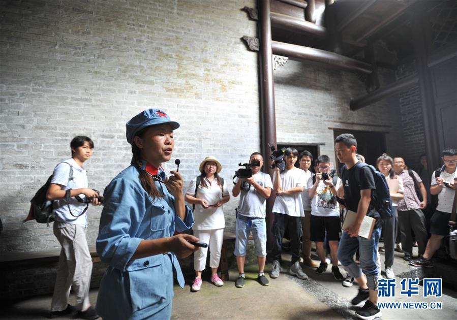 （壯麗70年&middot;奮斗新時代&mdash;&mdash;記者再走長征路&middot;圖文互動）（2）不朽的紅色雄鷹&mdash;&mdash;人民軍隊航空先驅(qū)馮達飛的故事