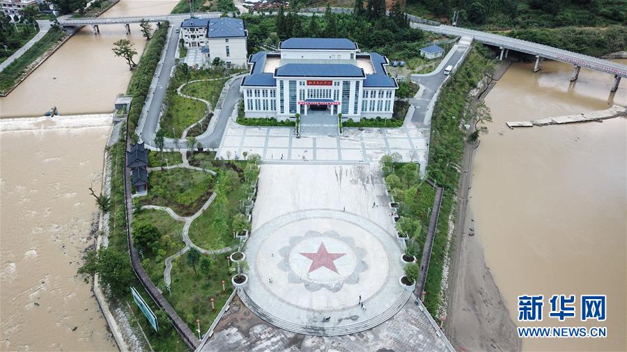 (壯麗70年·奮斗新時(shí)代——記者再走長(zhǎng)征路·圖文互動(dòng))(3)記住我們從哪里來——重返紅軍長(zhǎng)征先遣隊(duì)誓師地