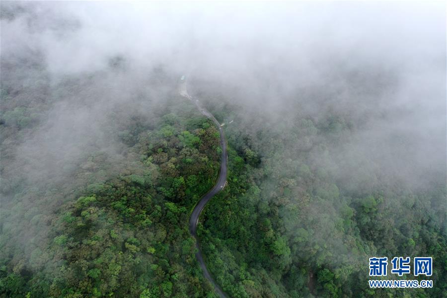 （壯麗70年&middot;奮斗新時(shí)代&mdash;&mdash;記者再走長(zhǎng)征路&middot;圖文互動(dòng)）（1）沒(méi)有紅軍逾越不了的山河