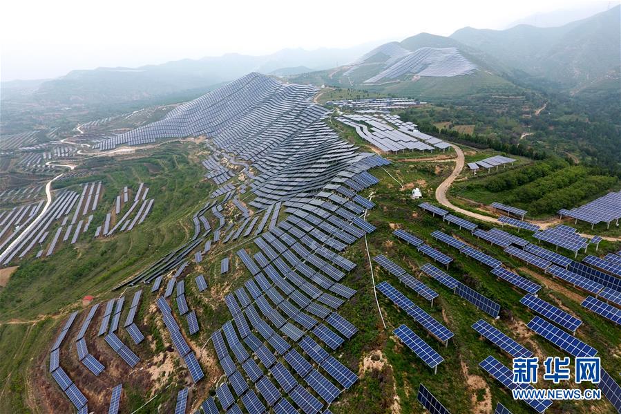 （在習(xí)近平新時(shí)代中國特色社會主義思想指引下&mdash;&mdash;新時(shí)代新作為新篇章&middot;圖文互動(dòng)）（7）中條山下綠意濃&mdash;&mdash;一個(gè)&ldquo;資源窮縣&rdquo;的生態(tài)發(fā)展之路