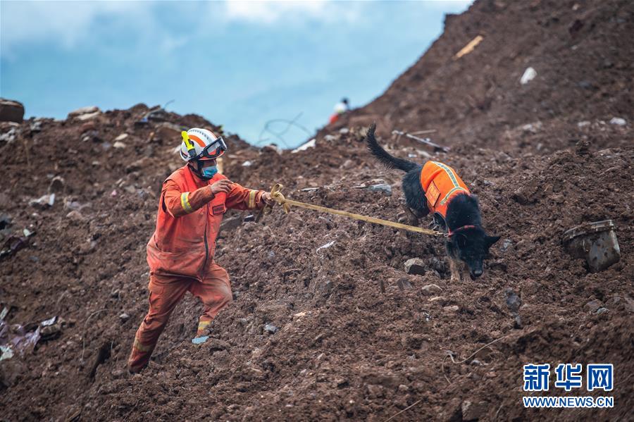 （新華全媒頭條&middot;圖文互動）（5）有一絲希望，就盡百倍努力&mdash;&mdash;貴州水城&ldquo;7&middot;23&rdquo;特大山體滑坡72小時救援紀(jì)實(shí)