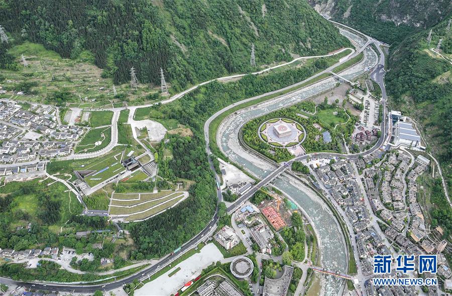 （壯麗70年&middot;奮斗新時代&mdash;&mdash;共和國發(fā)展成就巡禮&middot;圖文互動）（11）治蜀往事激越 興川今朝豪邁&mdash;&mdash;新中國成立70年四川發(fā)展巡禮