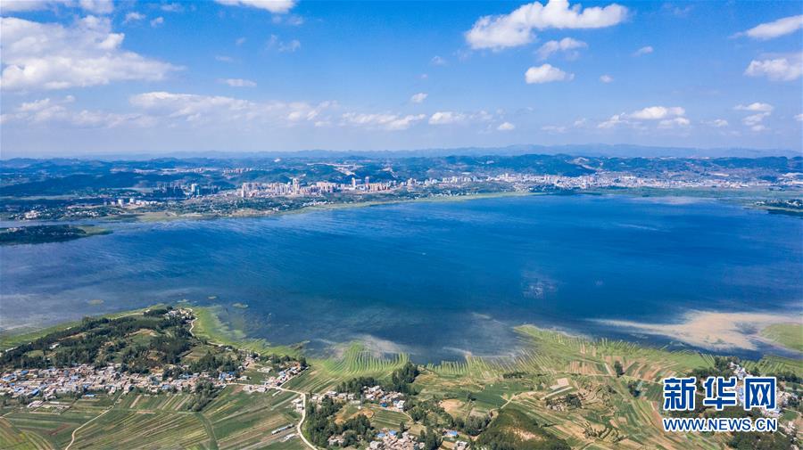 （壯麗70年&middot;奮斗新時(shí)代&mdash;&mdash;共和國發(fā)展成就巡禮&middot;圖文互動）（7）多彩貴州闖新路