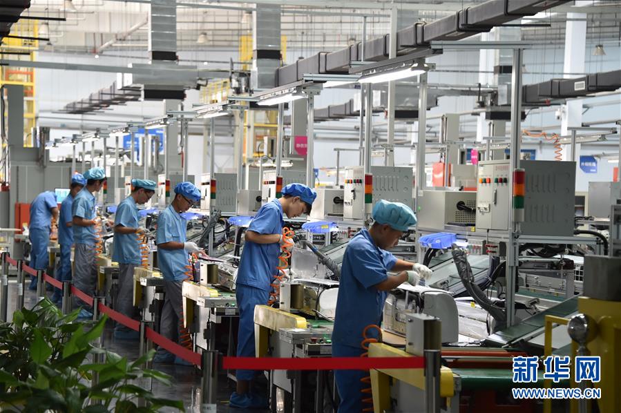 （新華全媒頭條&middot;圖文互動(dòng)）（7）億萬人民的奮斗史詩&mdash;&mdash;獻(xiàn)給共和國(guó)70年光輝歷史的創(chuàng)造者