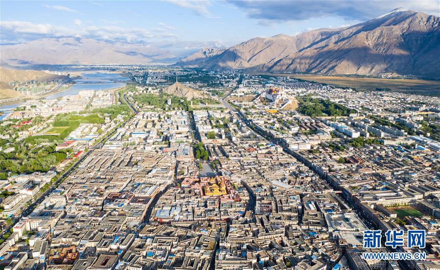 (壯麗70年·奮斗新時(shí)代——共和國發(fā)展成就巡禮·圖文互動)(1)人間奇跡在高原——新中國成立70年西藏發(fā)展成就紀(jì)實(shí)