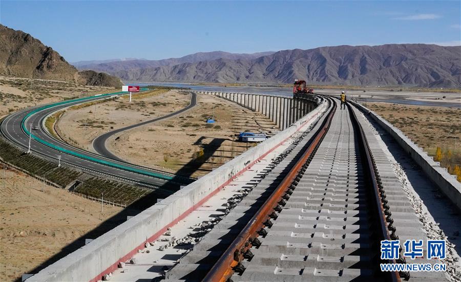 (壯麗70年·奮斗新時(shí)代——共和國發(fā)展成就巡禮·圖文互動)(5)人間奇跡在高原——新中國成立70年西藏發(fā)展成就紀(jì)實(shí)