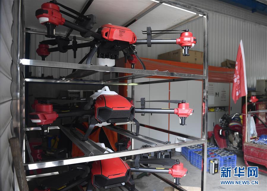 （在習(xí)近平新時(shí)代中國(guó)特色社會(huì)主義思想指引下&mdash;&mdash;新時(shí)代新作為新篇章&middot;圖文互動(dòng)）（3）吉林萬(wàn)昌現(xiàn)代農(nóng)業(yè)發(fā)展先導(dǎo)區(qū)&ldquo;三變&rdquo; 