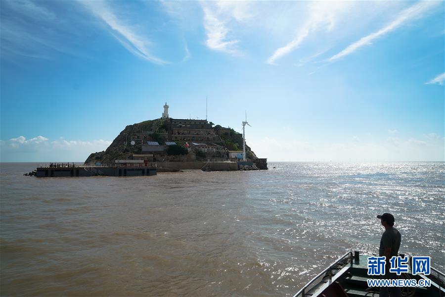 (圖文互動(dòng))(5)“核心價(jià)值觀百場(chǎng)講壇”走上開(kāi)山島 宣講守島精神