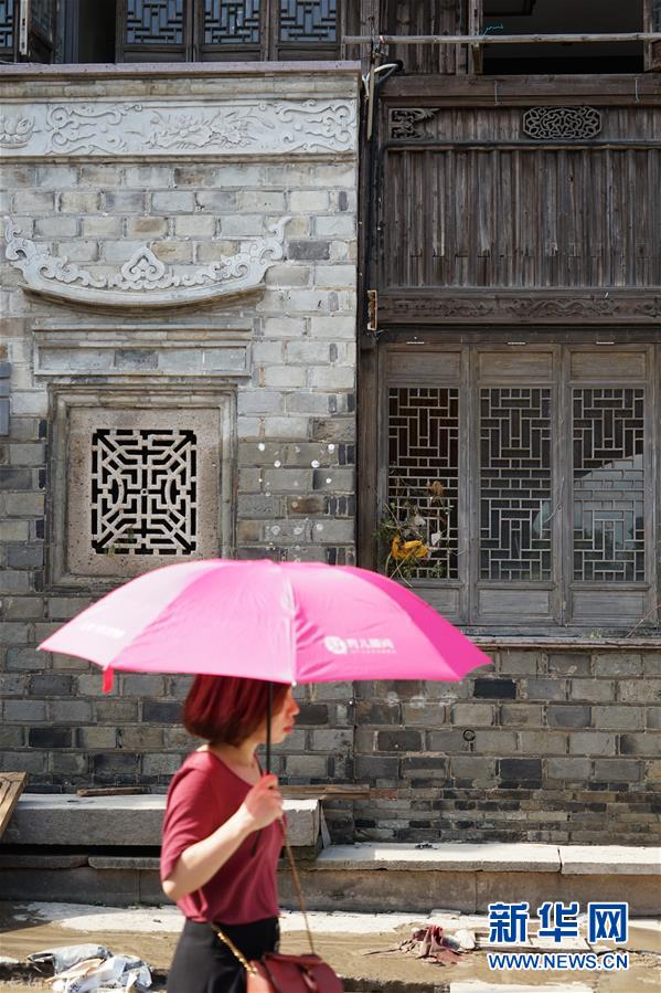 （關注&ldquo;利奇馬&rdquo;&middot;圖文互動）（1）古城洪災 八方馳援&mdash;&mdash;洪水災害下的浙江臨?，F場目擊