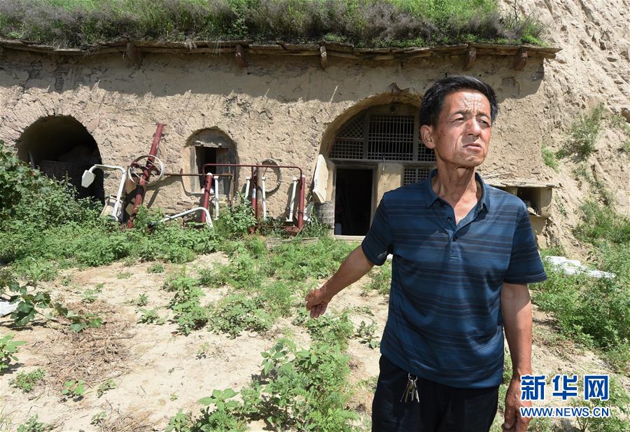 （新華全媒頭條&middot;壯麗70年&middot;奮斗新時代&mdash;&mdash;記者再走長征路&middot;圖文互動）（2）紅星，從這里照耀中國&mdash;&mdash;陜北見證中國革命的歷史轉(zhuǎn)折