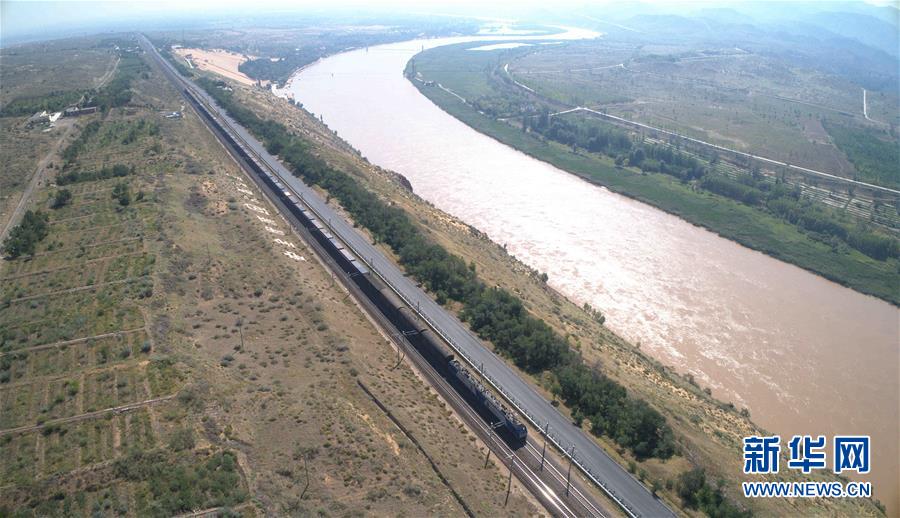 （走讀黃河&middot;圖文互動）（4）中衛(wèi)：33萬畝沙區(qū)變灌區(qū)