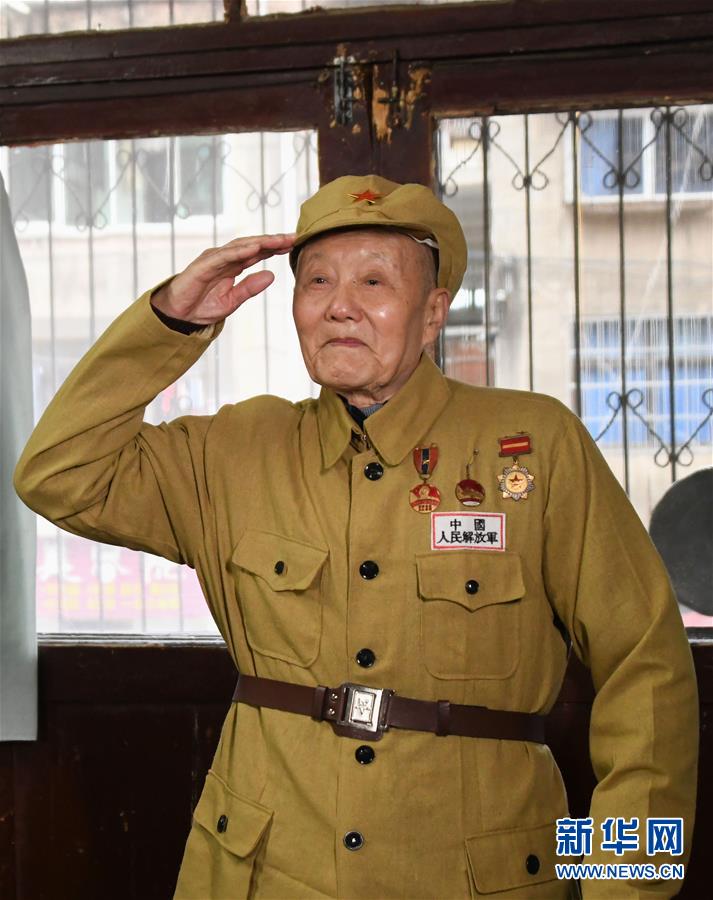 （壯麗70年&middot;奮斗新時(shí)代&mdash;&mdash;共和國榮光）（1）張富清：緊跟黨走，做黨的好戰(zhàn)士