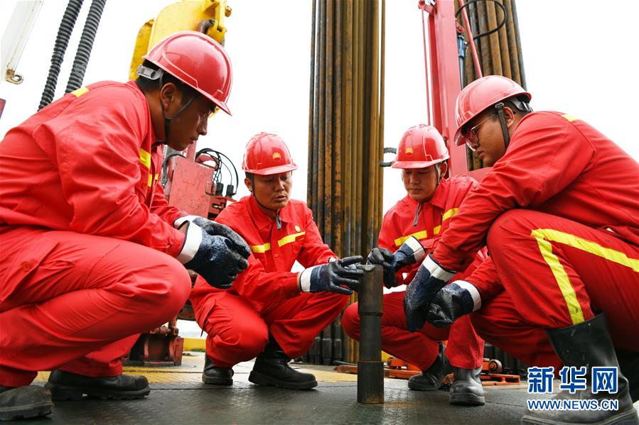 （圖文互動）（5）當好標桿旗幟 建設百年油田&mdash;&mdash;寫在大慶油田發(fā)現(xiàn)60周年之際