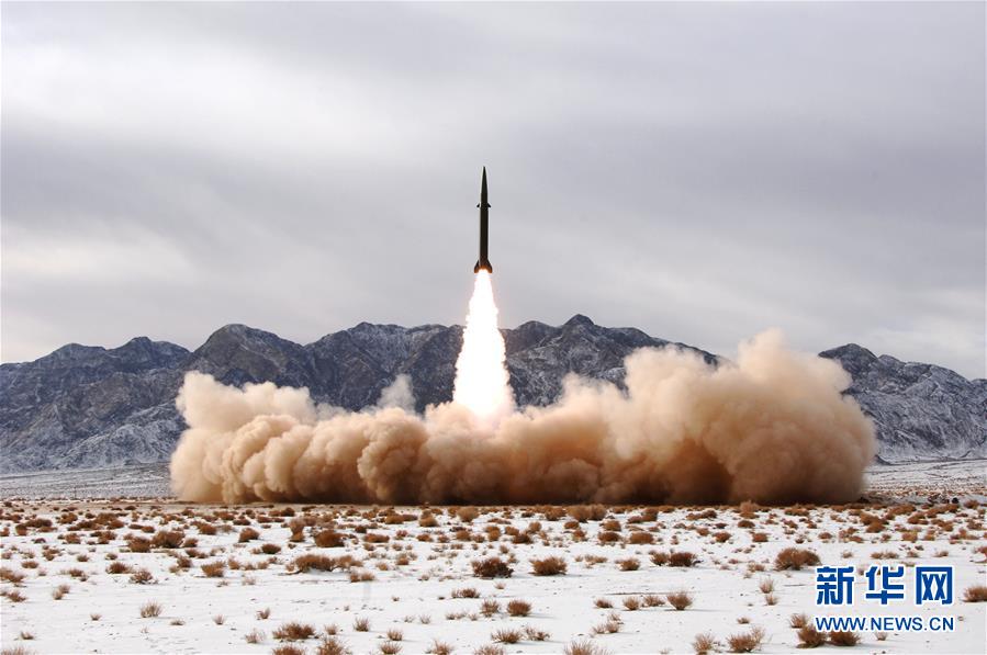 （新華全媒頭條&middot;圖文互動(dòng)）（3）沿著中國(guó)特色強(qiáng)軍之路闊步前進(jìn)&mdash;&mdash;黨中央、中央軍委領(lǐng)導(dǎo)推進(jìn)國(guó)防和軍隊(duì)建設(shè)70年紀(jì)實(shí)