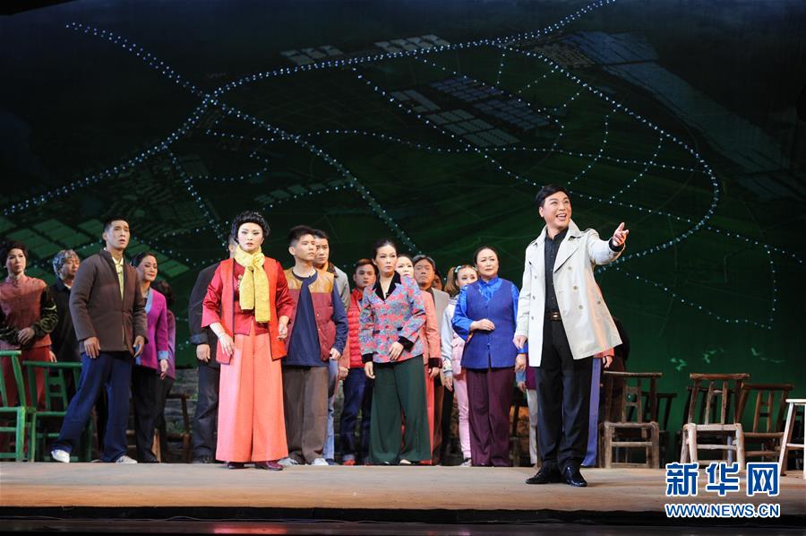 (新華全媒頭條·圖文互動(dòng))(5)奮力書寫中華民族新史詩——寫在習(xí)近平總書記文藝工作座談會(huì)重要講話發(fā)表五周年之際