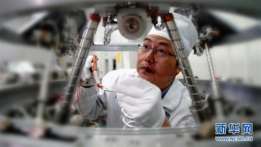 （德耀中華&middot;圖文互動(dòng)）（1）王曙群：&ldquo;腳踏實(shí)地、仰望星空&rdquo;的大國工匠