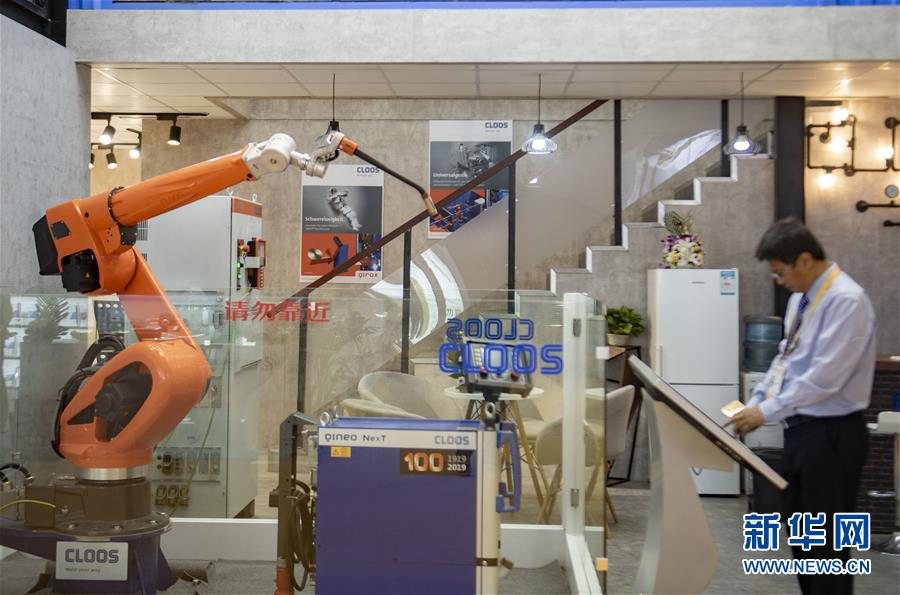 (新華全媒頭條·圖文互動(dòng))(5)共襄盛舉 共享未來——與會人士熱議習(xí)近平主席在第二屆中國國際進(jìn)口博覽會上的主旨演講