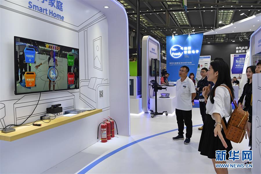 （新華全媒頭條&middot;圖文互動(dòng)）（8）觸摸跳動(dòng)的創(chuàng)新脈搏&mdash;&mdash;從高交會(huì)看經(jīng)濟(jì)發(fā)展新動(dòng)能