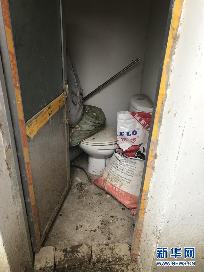 (新華視點(diǎn)·國務(wù)院農(nóng)村人居環(huán)境整治大檢查·圖文互動(dòng))(1)抽查10多戶新廁竟無一使用 農(nóng)村改廁豈能“為改而改”