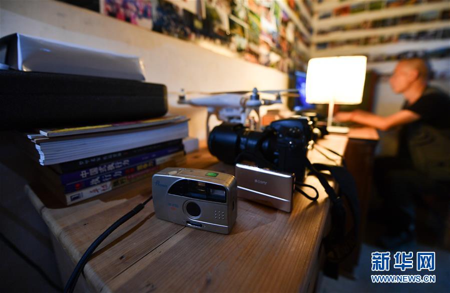 （圖文互動）（7）鄉(xiāng)村攝影師、鄉(xiāng)村&ldquo;模特&rdquo;、民宿店主&mdash;&mdash;鄉(xiāng)村旅游推動婺源農(nóng)民生活方式發(fā)生新變化