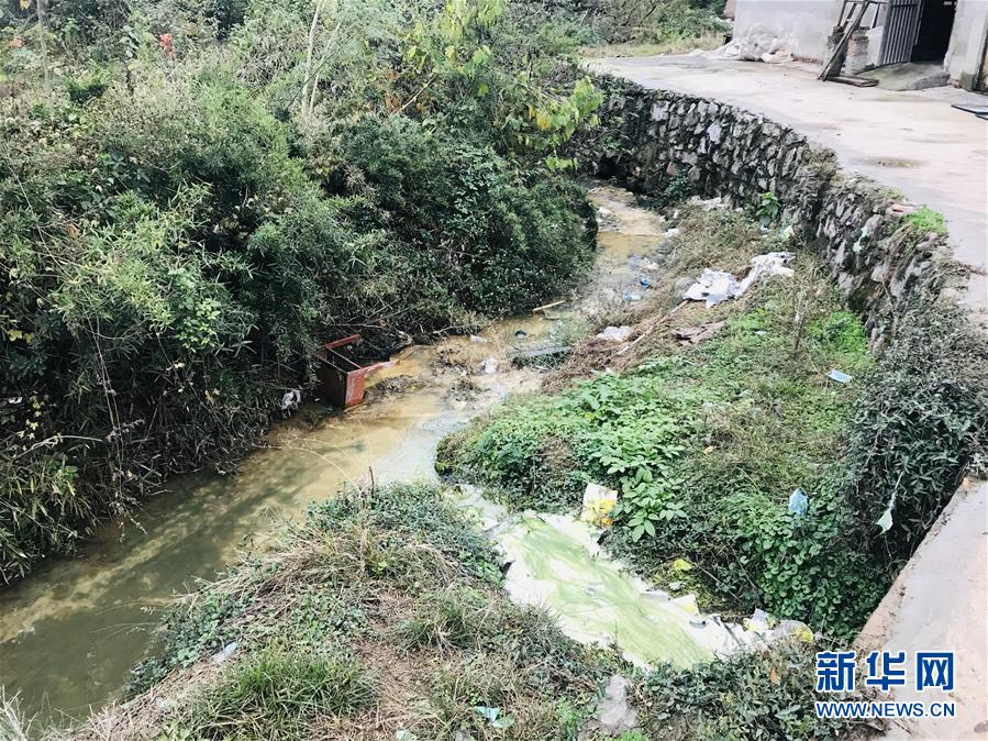 （新華調(diào)查&middot;國(guó)務(wù)院農(nóng)村人居環(huán)境大檢查&middot;圖文互動(dòng)）（3）農(nóng)村生活污水何處去？&mdash;&mdash;農(nóng)村污水治理&ldquo;梗阻&rdquo;現(xiàn)象調(diào)查