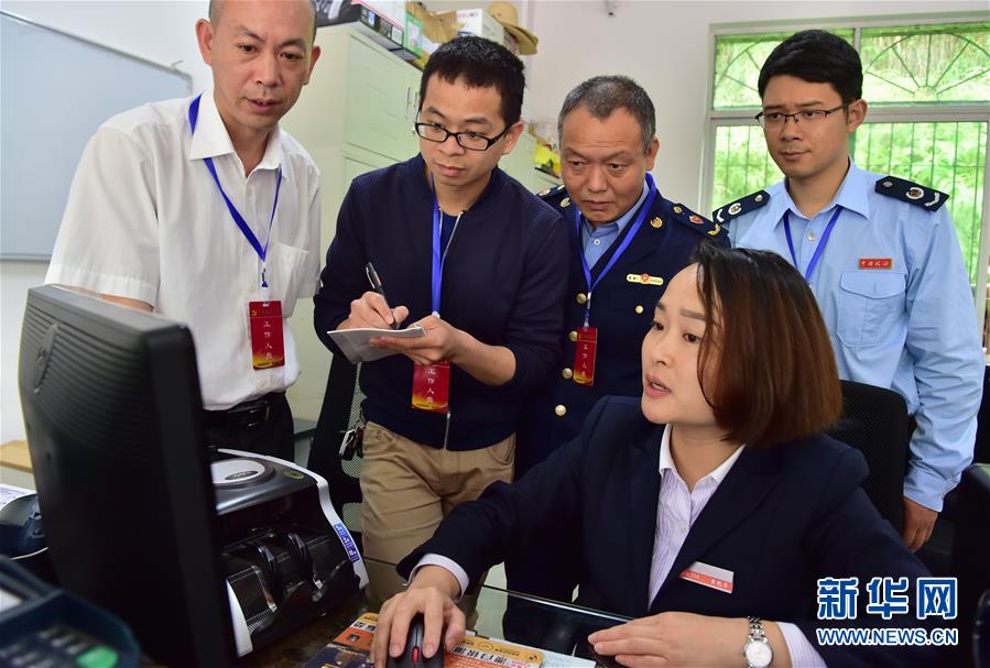 (新華全媒頭條·圖文互動)(5)久久為功糾“四風(fēng)”樹新風(fēng)——八項規(guī)定出臺7周年之際作風(fēng)建設(shè)新觀察