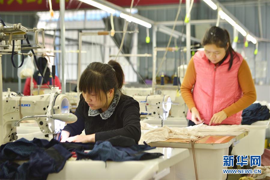 （圖文互動(dòng)）（1）人回鄉(xiāng)、錢回流、企回遷&mdash;&mdash;一個(gè)大石山區(qū)貧困縣的返鄉(xiāng)創(chuàng)業(yè)故事 