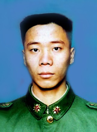 （為了民族復(fù)興&middot;英雄烈士譜&middot;圖文互動(dòng)）李向群：用生命譜寫(xiě)壯麗的人生凱歌