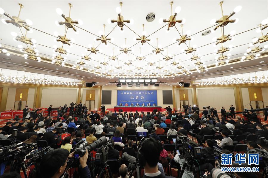 （兩會&middot;XHDW）（9）政協(xié)委員談優(yōu)化營商環(huán)境、促進民營經(jīng)濟高質(zhì)量發(fā)展