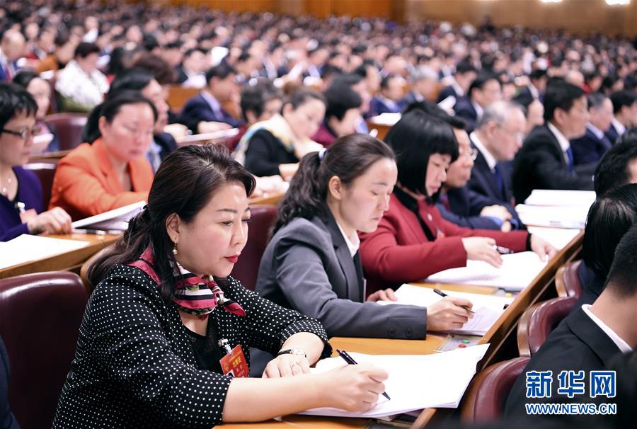 （新華全媒頭條&middot;圖文互動）（5）2019&mdash;&mdash;春天里的中國兩會故事