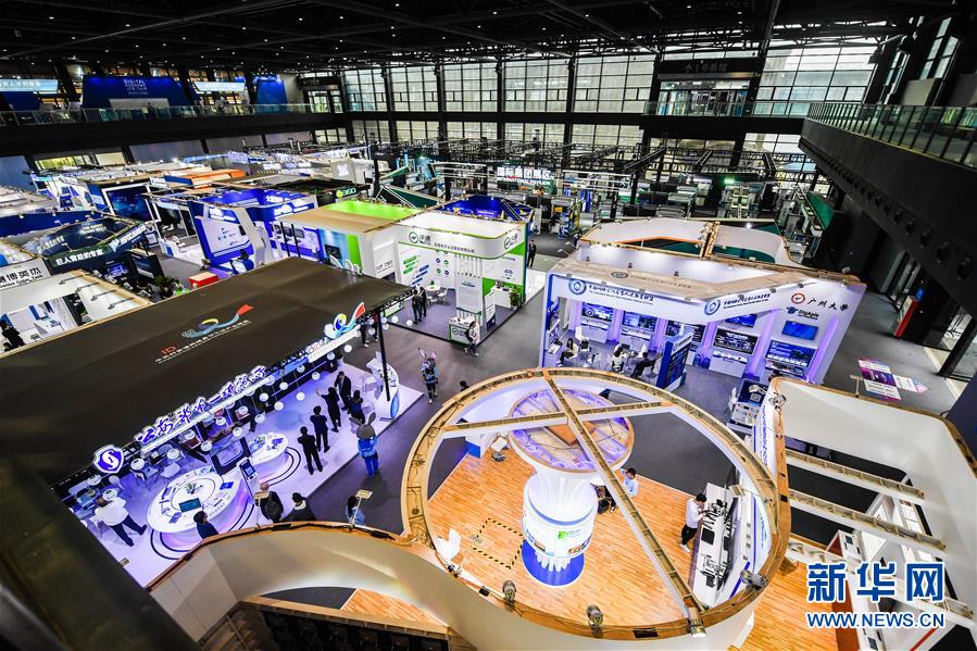 (新華全媒頭條·圖文互動)(6)勇立潮頭御風行——以習近平同志為核心的黨中央2019年治國理政評述