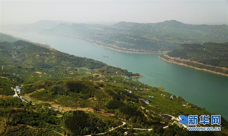 (新華全媒頭條·圖文互動(dòng))(4)深入推進(jìn)大保護(hù) 打造引領(lǐng)高質(zhì)量發(fā)展生力軍——推動(dòng)長(zhǎng)江經(jīng)濟(jì)帶發(fā)展座談會(huì)召開四年間