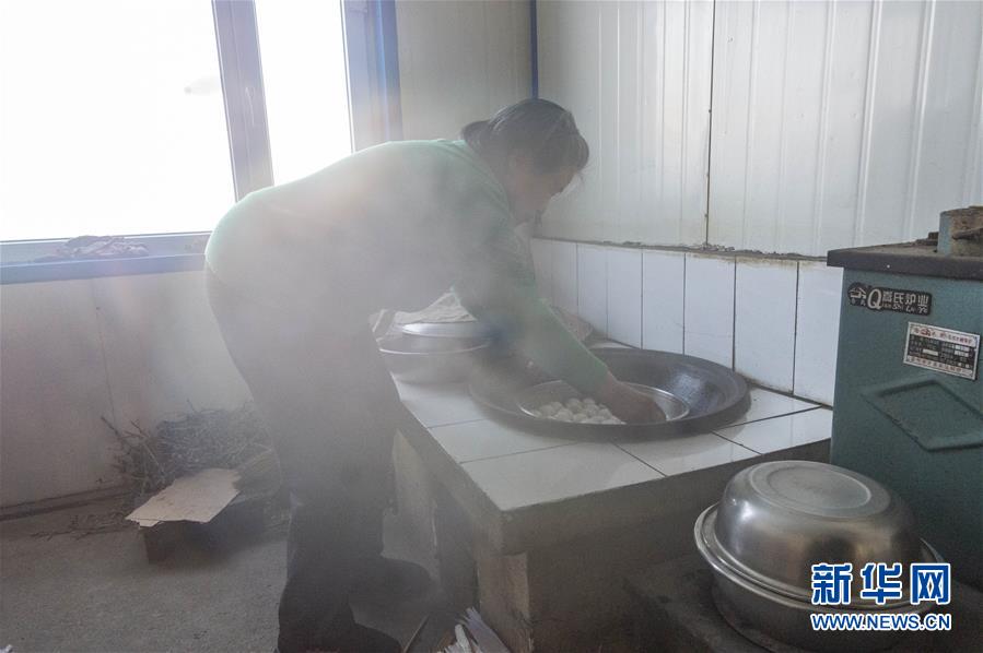 （圖文互動）（4）從&ldquo;輕工漁網(wǎng)重工馬掌&rdquo;到&ldquo;圓夢小康&rdquo;&mdash;&mdash;&ldquo;中國東極&rdquo;脫貧攻堅剪影