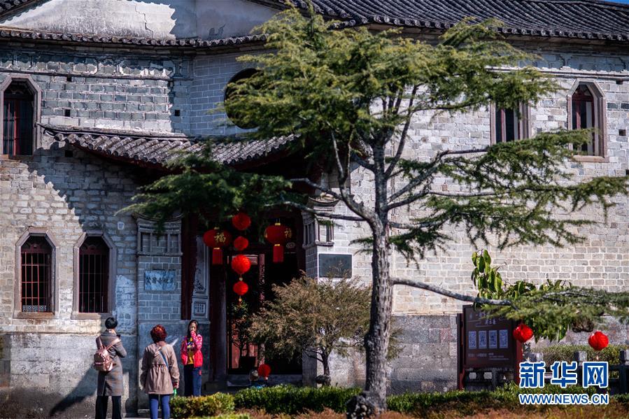 (圖文互動)(6)跨越發(fā)展起宏圖 信心滿懷著華章——習近平總書記考察云南回訪記