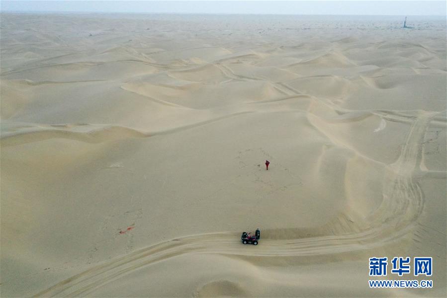 （新春走基層&middot;圖文互動(dòng)）（1）大漠中，一頂帳篷守歲五年