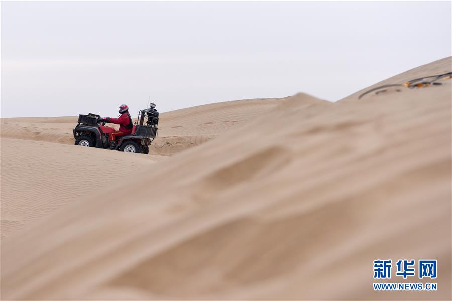 （新春走基層&middot;圖文互動(dòng)）（3）大漠中，一頂帳篷守歲五年