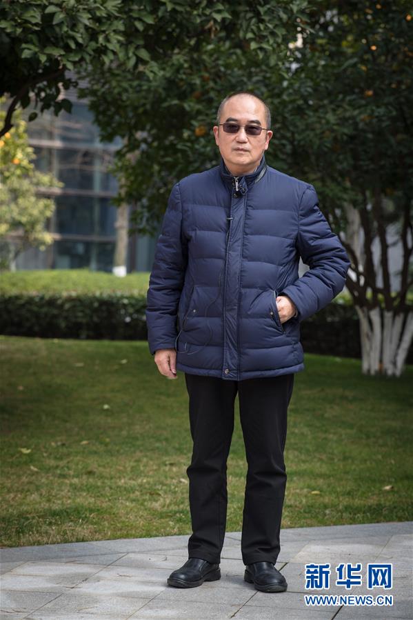 （新華全媒頭條&middot;聚焦疫情防控&middot;圖文互動）（5）拼漸凍生命 與疫魔競速&mdash;&mdash;記疫情&ldquo;風(fēng)暴眼&rdquo;中武漢金銀潭醫(yī)院院長張定宇