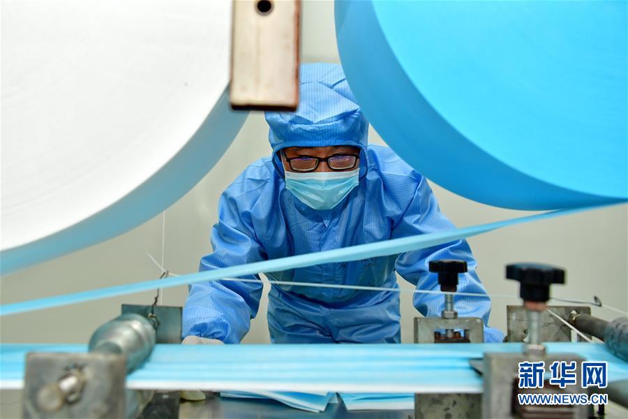 （聚焦疫情防控&middot;圖文互動(dòng)）（1）和時(shí)間賽跑&mdash;&mdash;山西防疫緊缺物資生產(chǎn)一線(xiàn)見(jiàn)聞