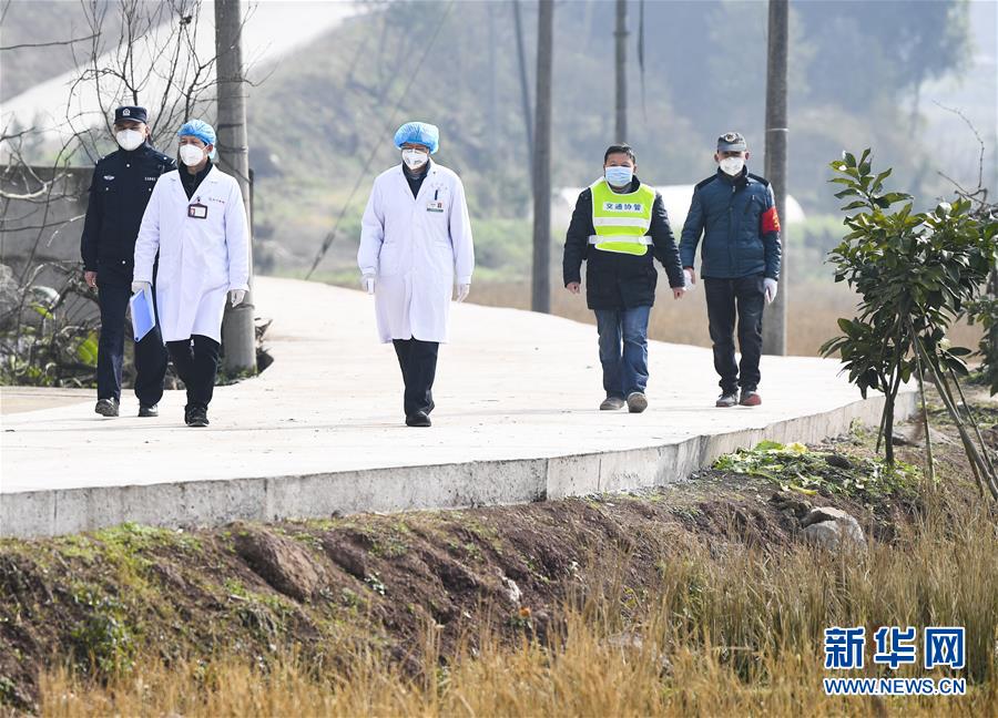 （聚焦疫情防控&middot;圖文互動）（5）&ldquo;排查越嚴(yán)密，群眾越安心&rdquo;&mdash;&mdash;重慶日均組織40多萬人有序排查疫情