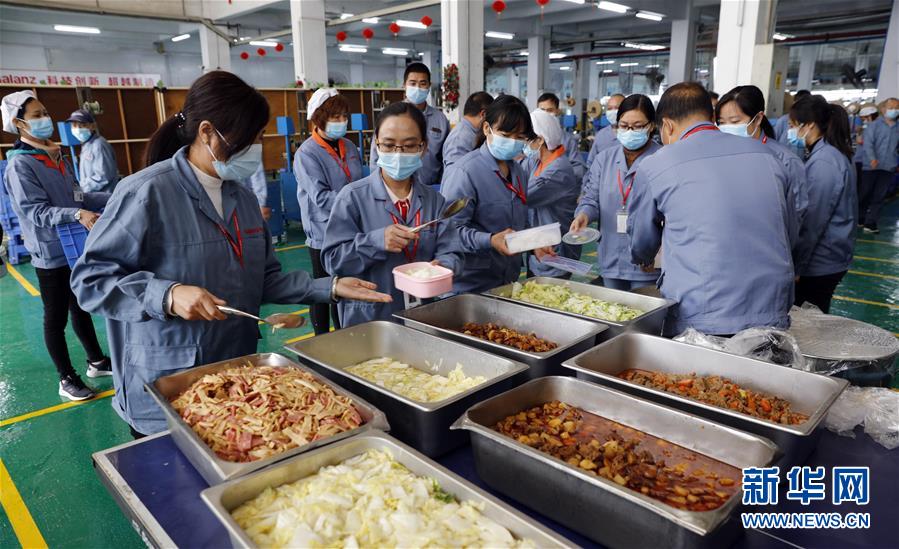 （來自經(jīng)濟(jì)前沿的故事&middot;企業(yè)復(fù)工復(fù)產(chǎn)&middot;圖文互動(dòng)）（2）&ldquo;這次復(fù)工終生難忘&rdquo;&mdash;&mdash;廣東格蘭仕安全員復(fù)工記 