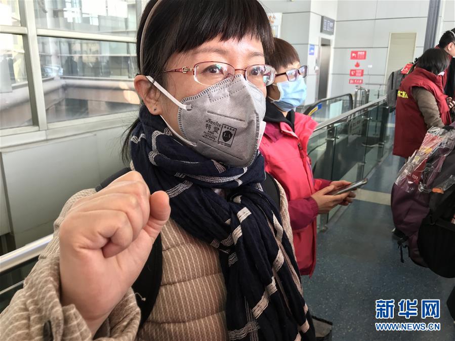 （熱點鮮報&middot;圖文互動）（2）三代人的約定：父母送我援湖北，我給孩子樹榜樣