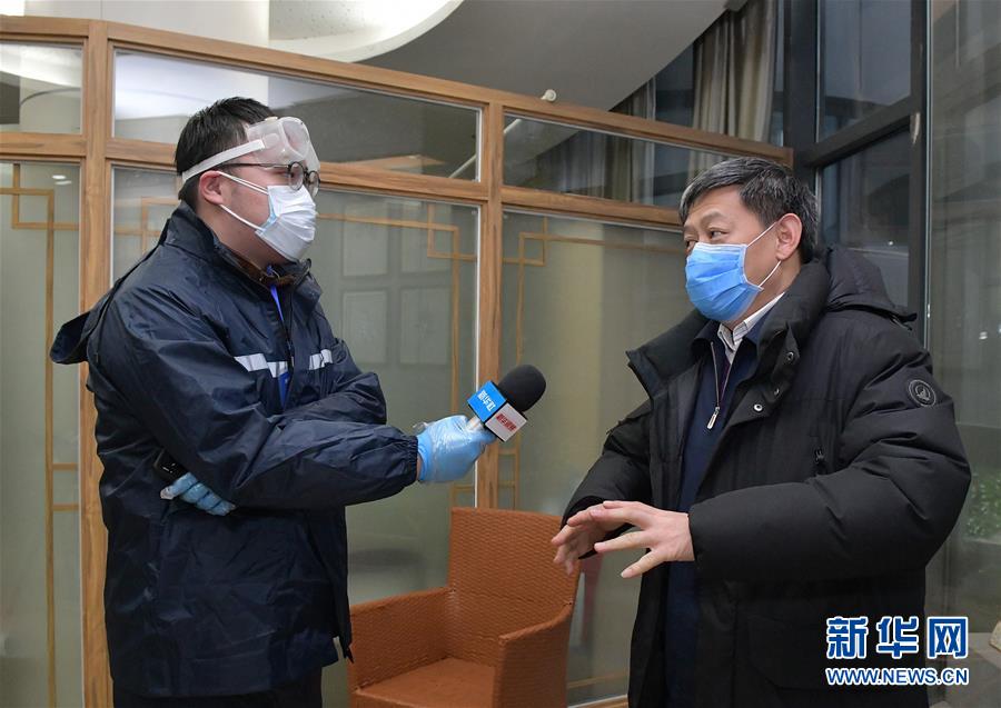 （新華全媒頭條配圖&middot;圖文互動）（1）戰(zhàn)&ldquo;疫&rdquo;的一天&mdash;&mdash;新華社記者直擊湖北保衛(wèi)戰(zhàn)