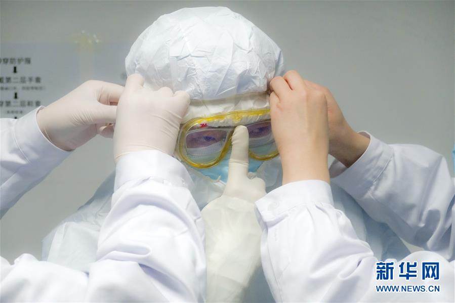 （新華全媒頭條&middot;圖文互動）（3）&ldquo;與國家同舟，與人民共濟&rdquo;&mdash;&mdash;新冠肺炎重癥救治同濟醫(yī)院戰(zhàn)&ldquo;疫&rdquo;直擊