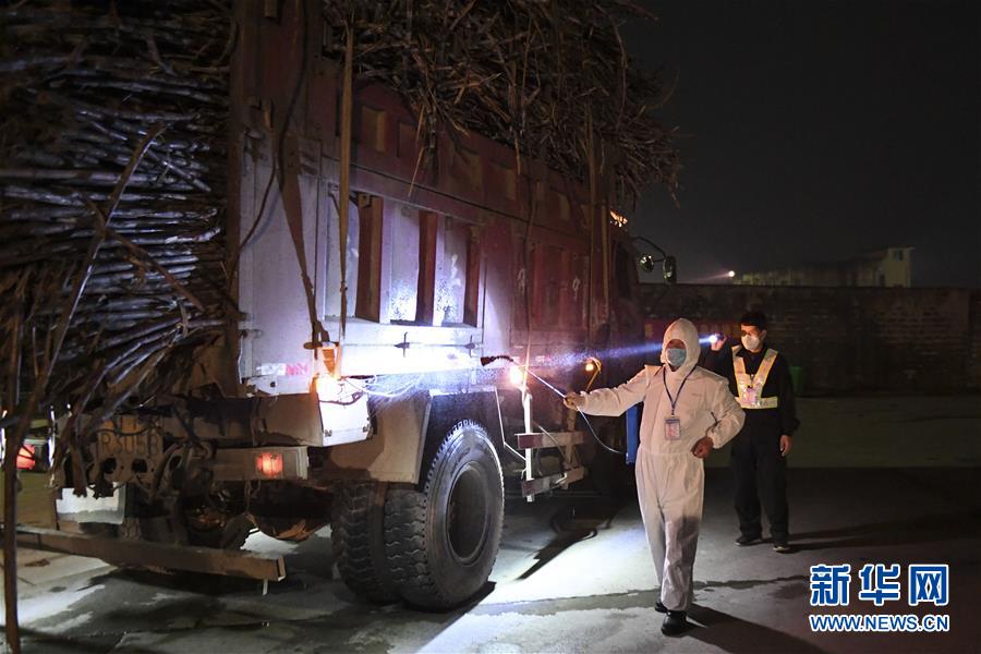 （圖文互動(dòng)）（7）&ldquo;早一天復(fù)工，損失就少一點(diǎn)&rdquo;&mdash;&mdash;廣西以精準(zhǔn)防控推動(dòng)復(fù)工復(fù)產(chǎn)一線見(jiàn)聞