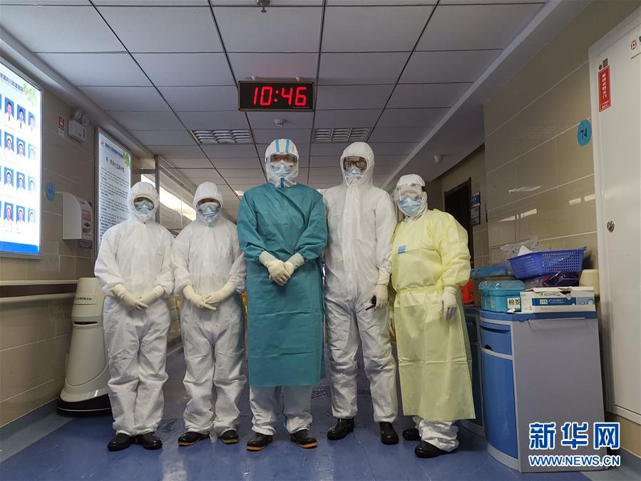 （聚焦疫情防控&middot;對口支援19省份在奮戰(zhàn)&middot;圖文互動）（3）跨越3000里的&ldquo;天使組合&rdquo;&mdash;&mdash;天津?qū)谥г魇┲菘箵粢咔榧o(jì)實(shí)