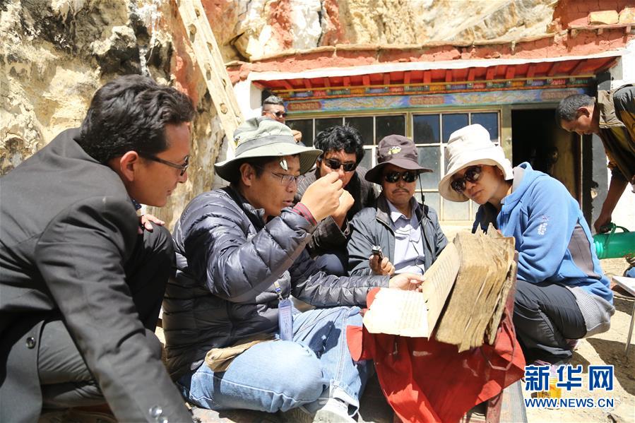 （圖文互動(dòng)）（2）西藏古籍文獻(xiàn)數(shù)字化提速 大批珍貴藏文古籍近期實(shí)現(xiàn)&ldquo;云閱讀&rdquo;