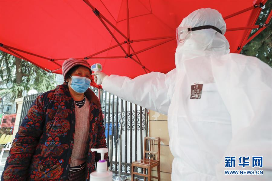 （聚焦疫情防控&middot;圖文互動）（2）篩查防護嚴格 門診有序增開&mdash;&mdash;武漢部分醫(yī)院走訪見聞