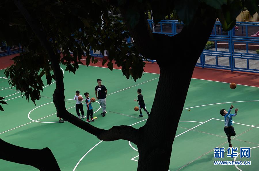 （XHDW&middot;圖文互動(dòng)）（6）疫情下的香港：艱難卻充滿(mǎn)希望